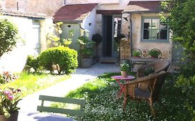 Bed And Breakfast Les Chambres Des Reveries À